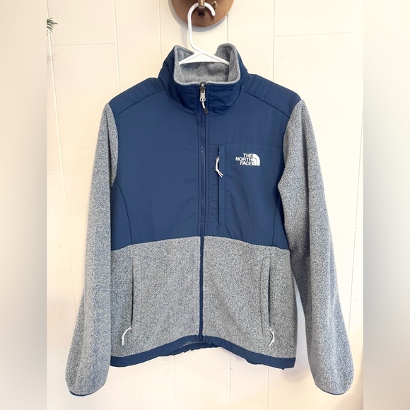 The North Face Denali Jacket Women’s M Grey Navy Fleece Outdoors Y2K Granola - Picture 1 of 8